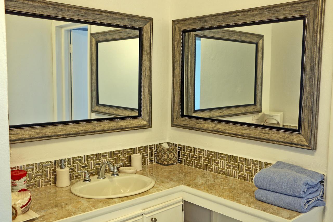Lower South Hill Rendezvous Bay Hotel מראה חיצוני תמונה